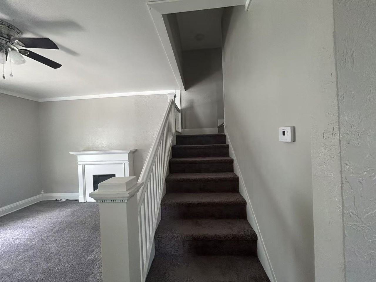 212 Maple St - Photo 2 of 18