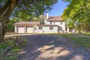 featured image of 479 Line Rd