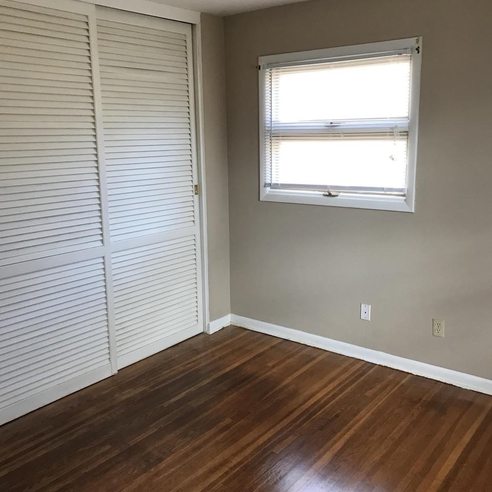 2350 Heather Way - Photo 7 of 10