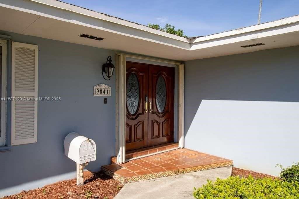 9041 Sw 88th St #9041 - Photo 6 of 34