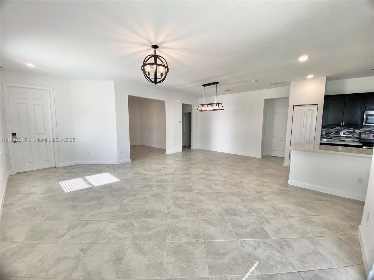 7879 Nw Greenbank Cir #7879 - Photo 6 of 44