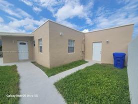 2265 Sw 15th St #REAR - Photo 1 of 1