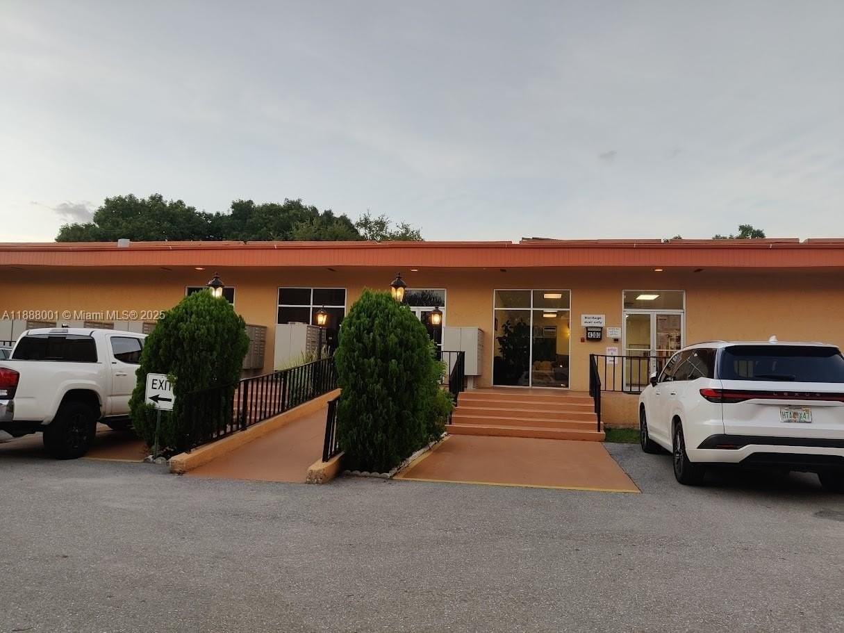 4384 Nw 9th Ave #20-2D - Photo 2 of 23