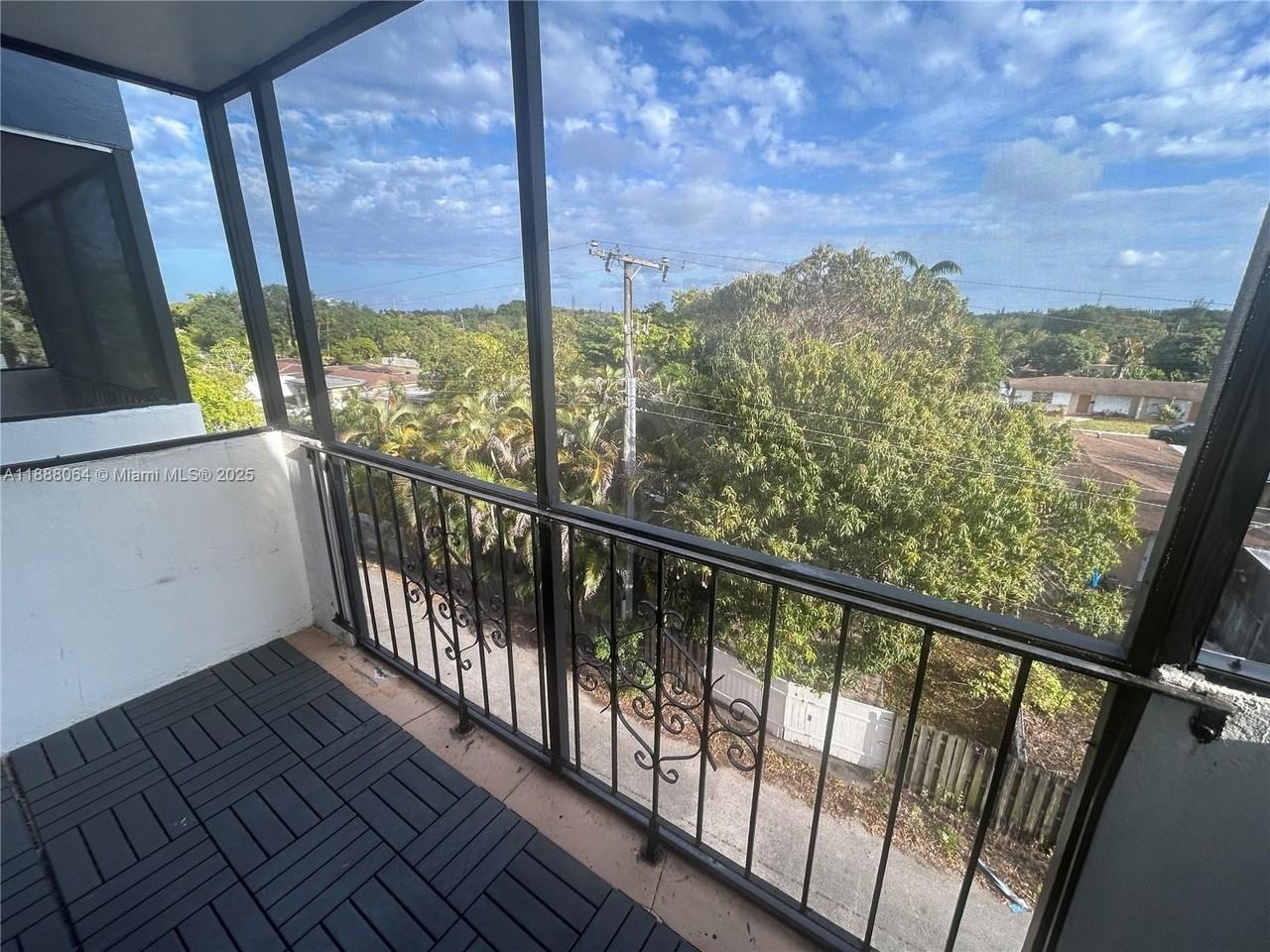 1230 Northeast 139th Street #407