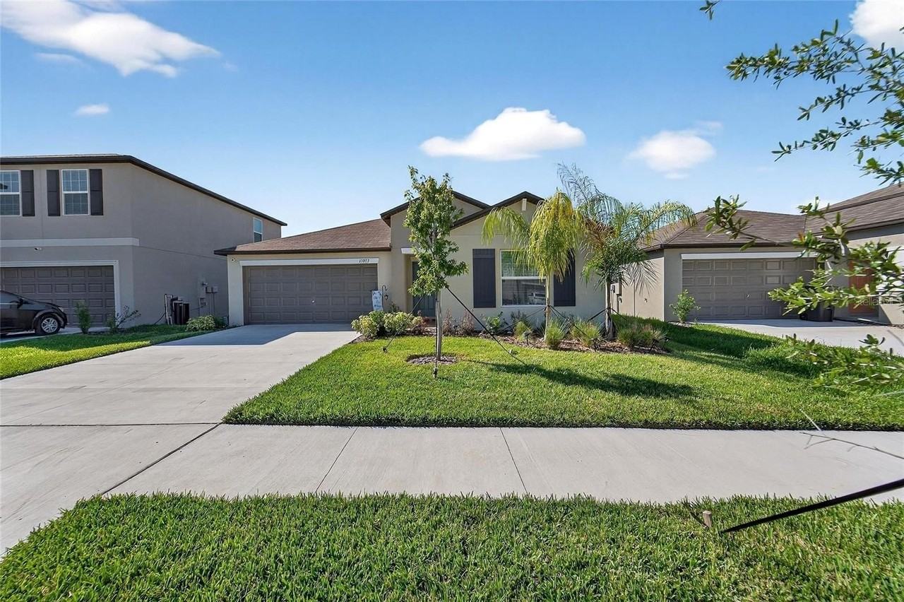 13073 Garnet Raspberry Ave - Photo 5 of 50