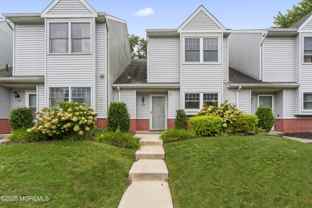 140 Westchester Dr - Photo 1 of 1