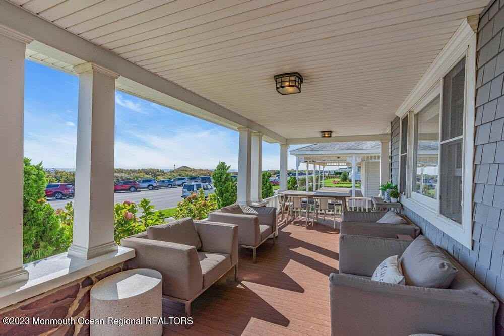 1609 Ocean Ave - Photo 2 of 30