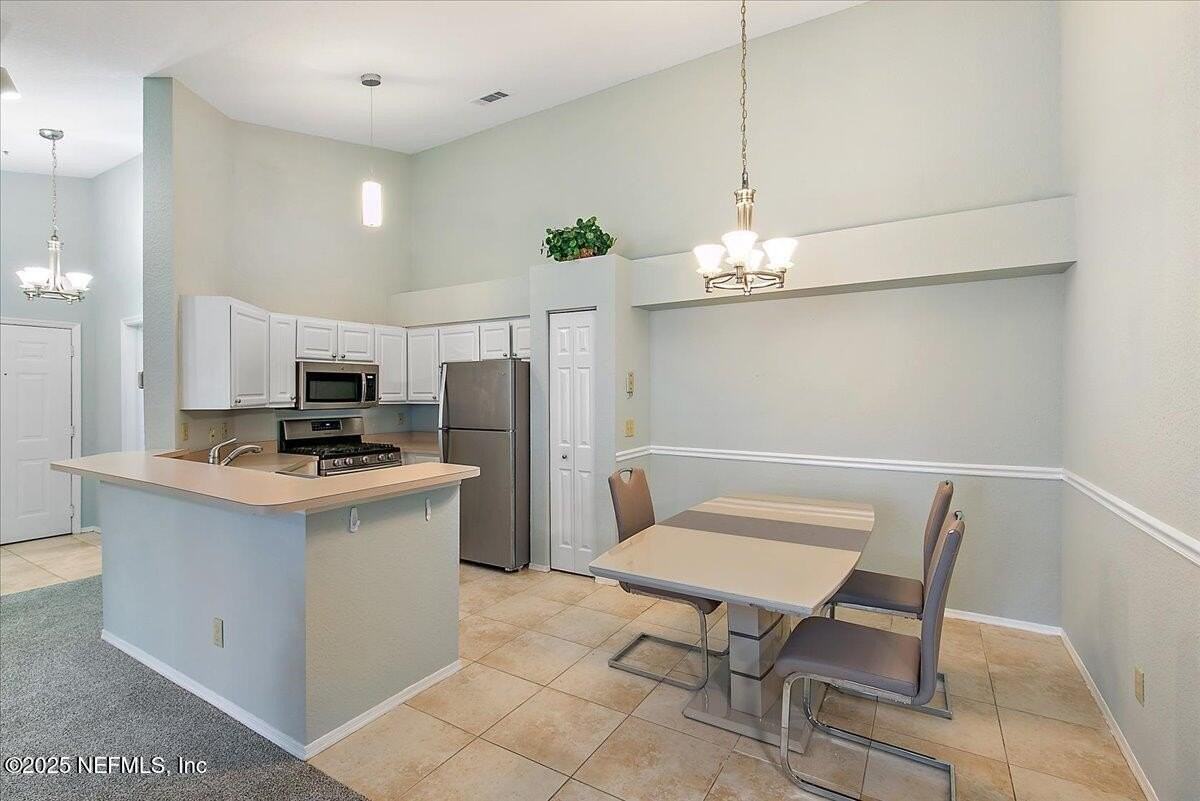 13810 Sutton Park Dr N Unit 1521 #1521 - Photo 5 of 18