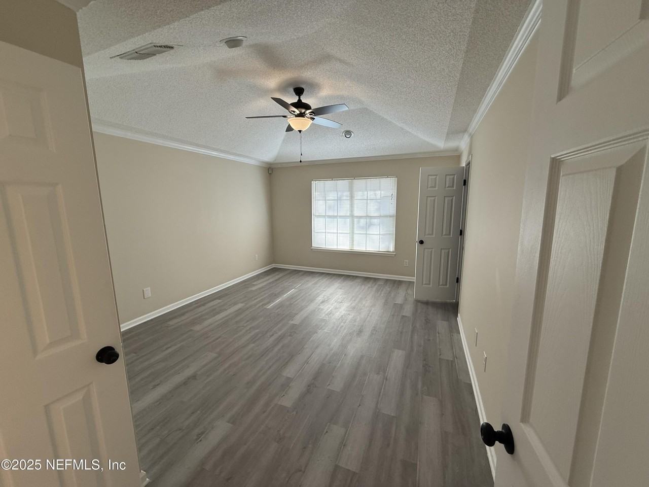 10550 Baymeadows Rd #628 - Photo 6 of 21