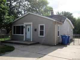 featured image of 4934 Edgewood St