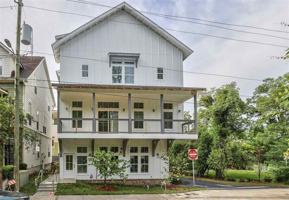 featured image of 429 Saint Francis St Apt 3 #3