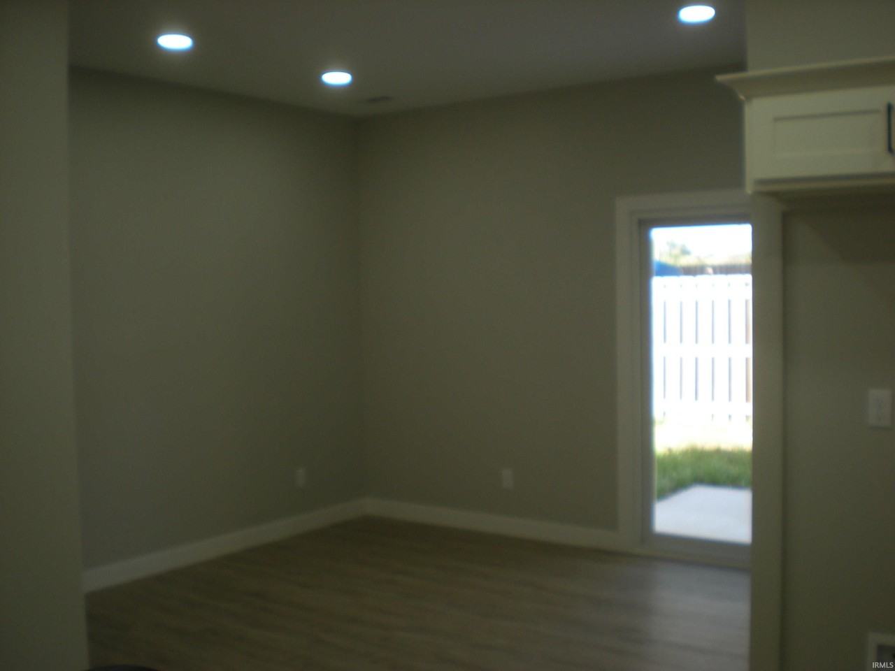 5960 N Clinton St - Photo 5 of 17