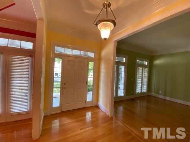 131 Barclay Valley Drive - Photo 4 of 25