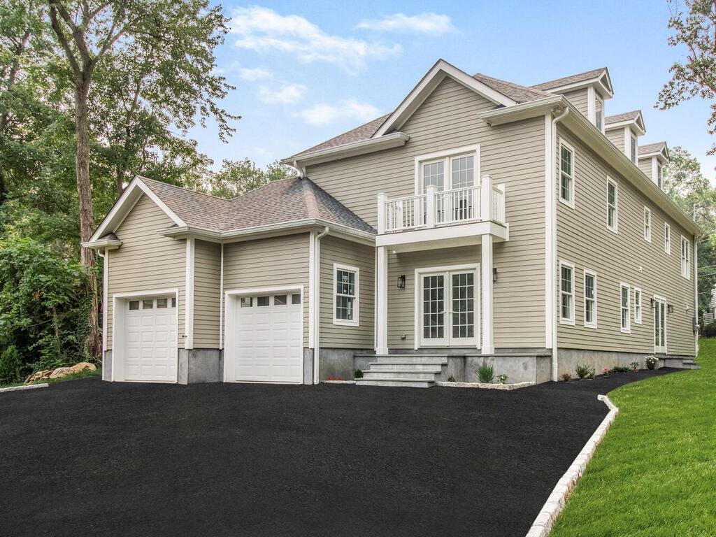 1 Kewanee Road - Photo 3 of 28