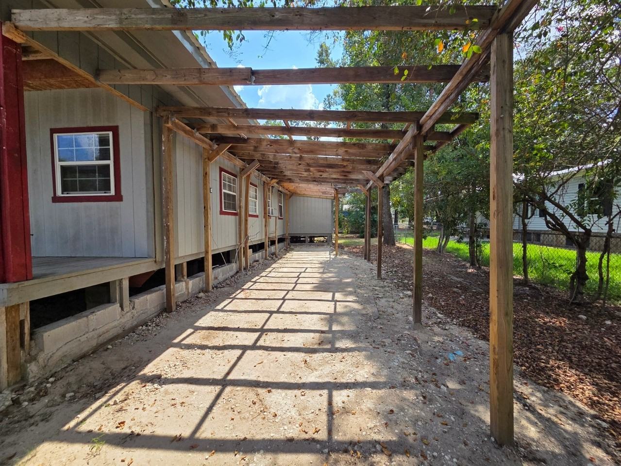 22884 Oakmont Dr - Photo 6 of 26