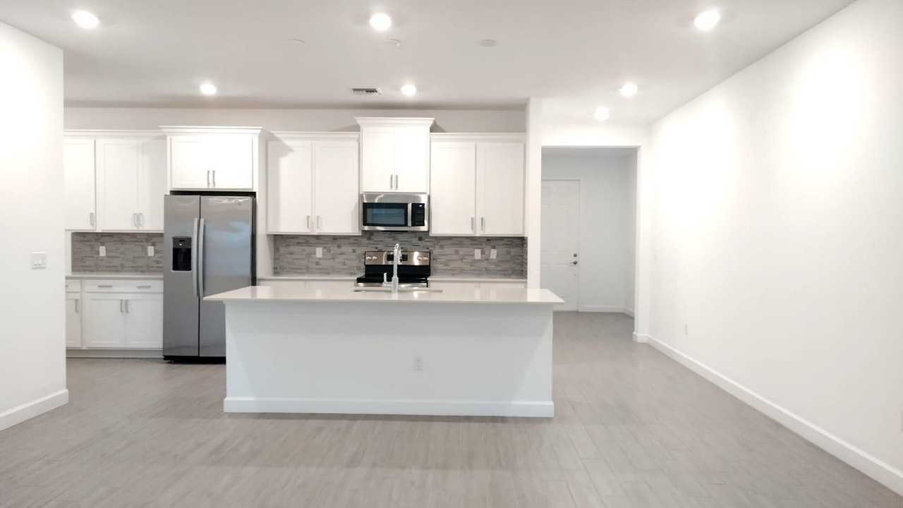 3199 Streng Ln - Photo 5 of 44