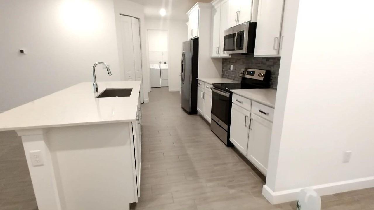 3199 Streng Ln - Photo 7 of 44