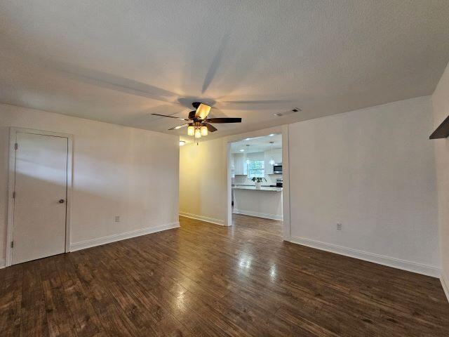 42 Marilyn Ave Nw - Photo 3 of 17