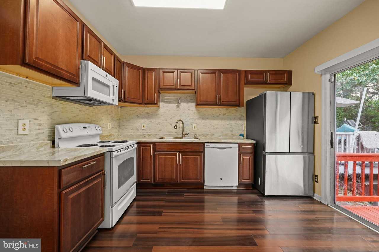 17346 Wexford Loop - Photo 2 of 39