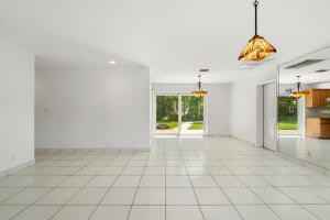 952 Southeast 7th Street - Photo 4 of 32