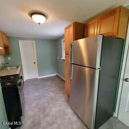 2 Lawrence St - Photo 5 of 9