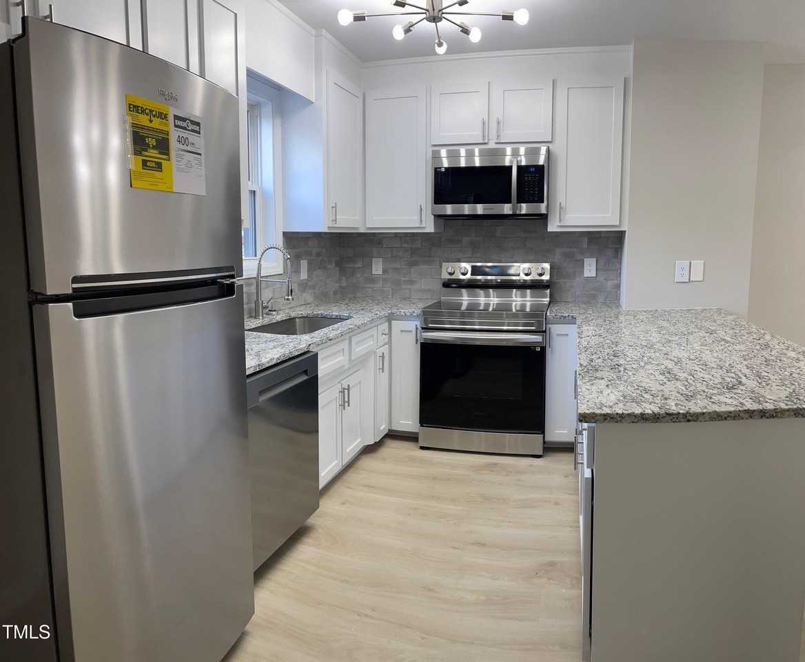 351 E Williams St - Photo 7 of 24