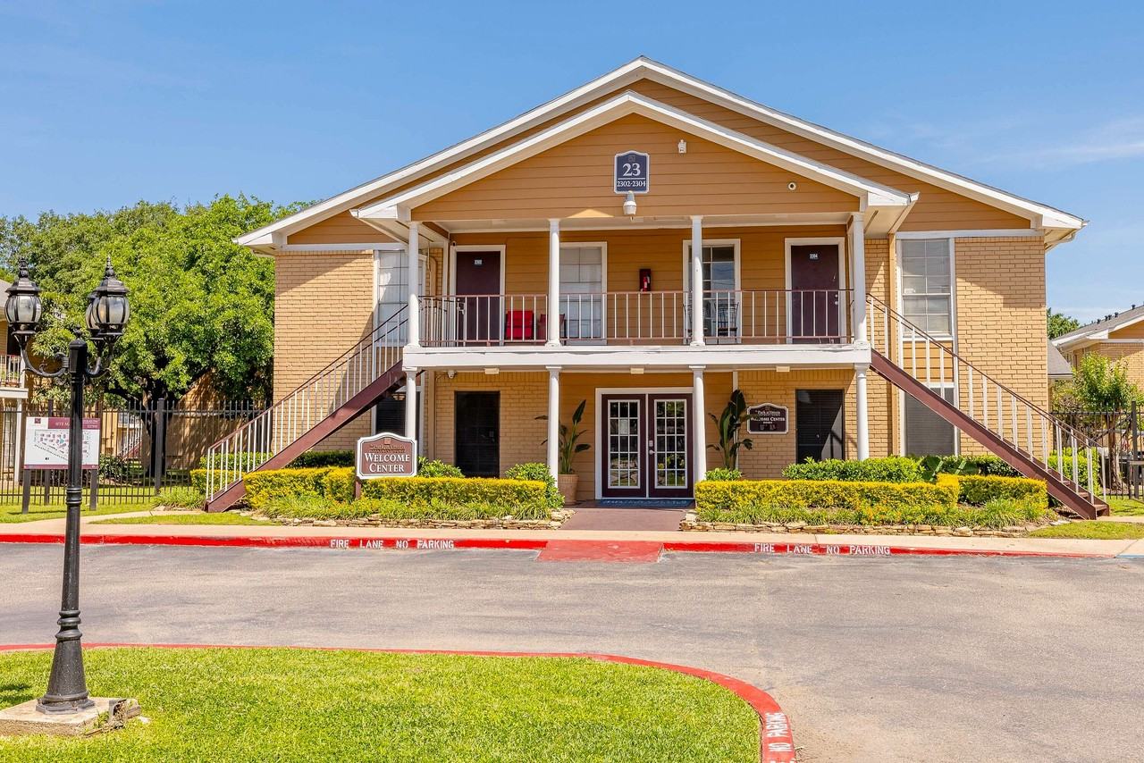 The Park at Vittoria - Photo 4 of 50