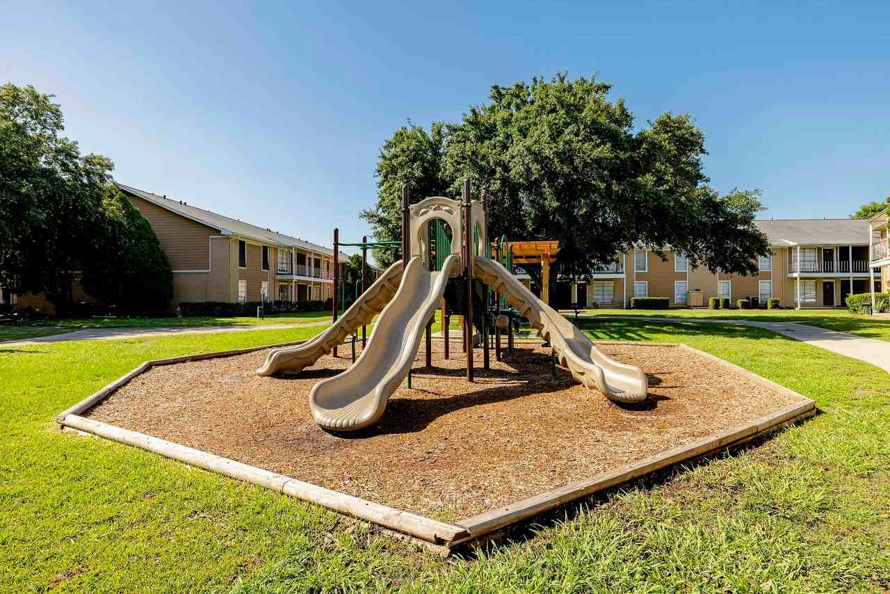 The Park at Vittoria - Photo 6 of 50