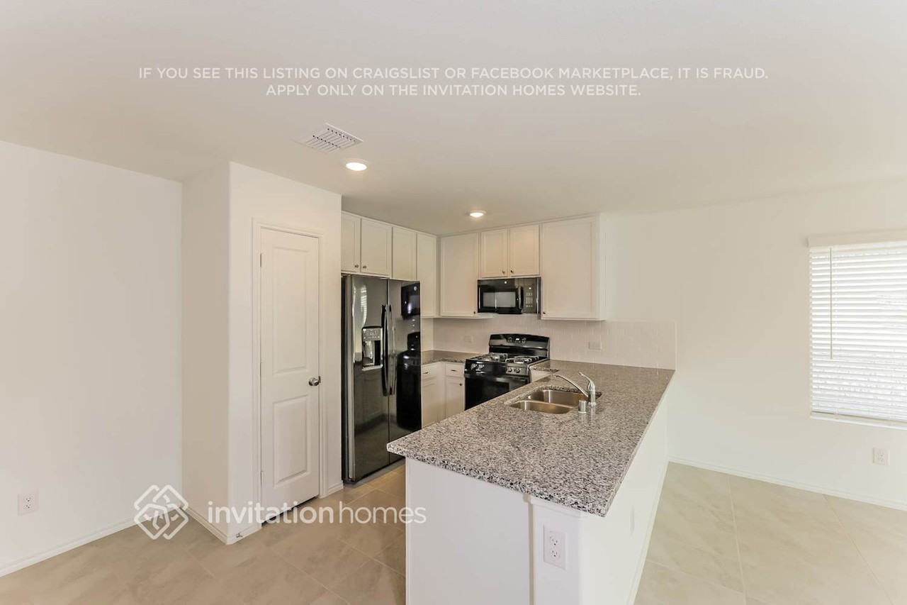 2403 Ava Dr - Photo 7 of 16