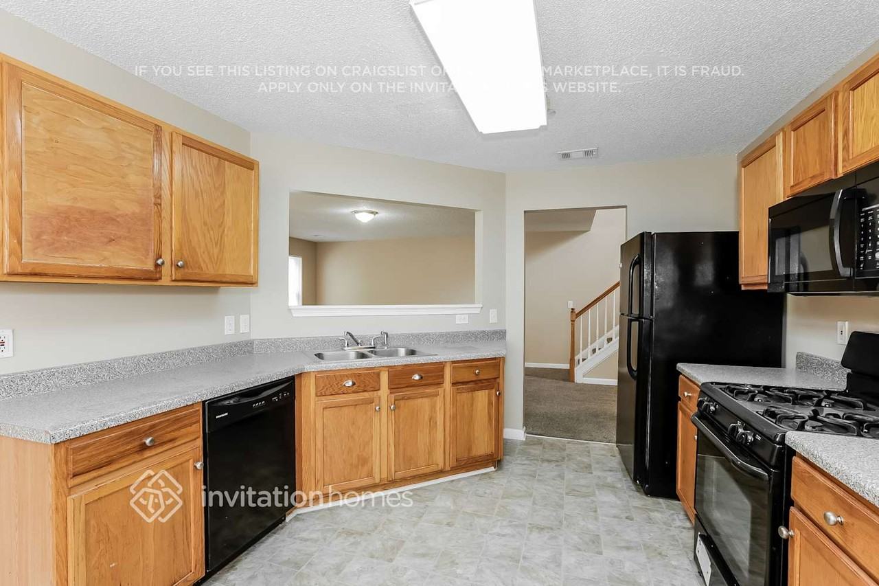 3077 Sable Run Rd - Photo 7 of 18