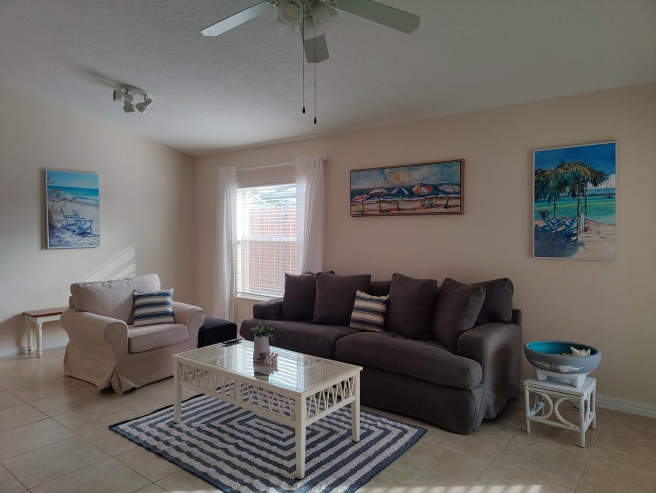 5795 Southeast Mitzi Lane - Photo 3 of 19