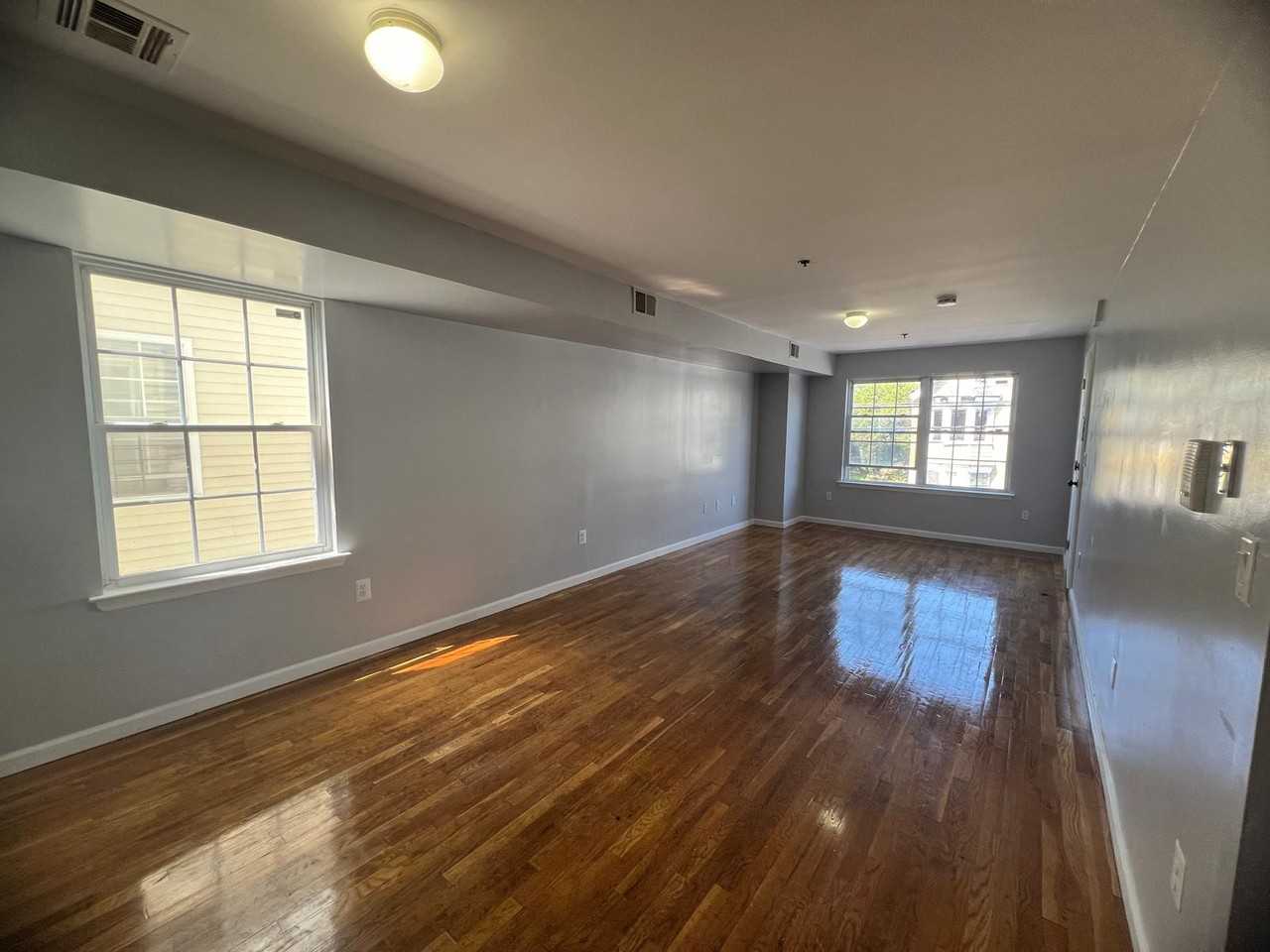 28 Kent Street #2 - Photo 7 of 10