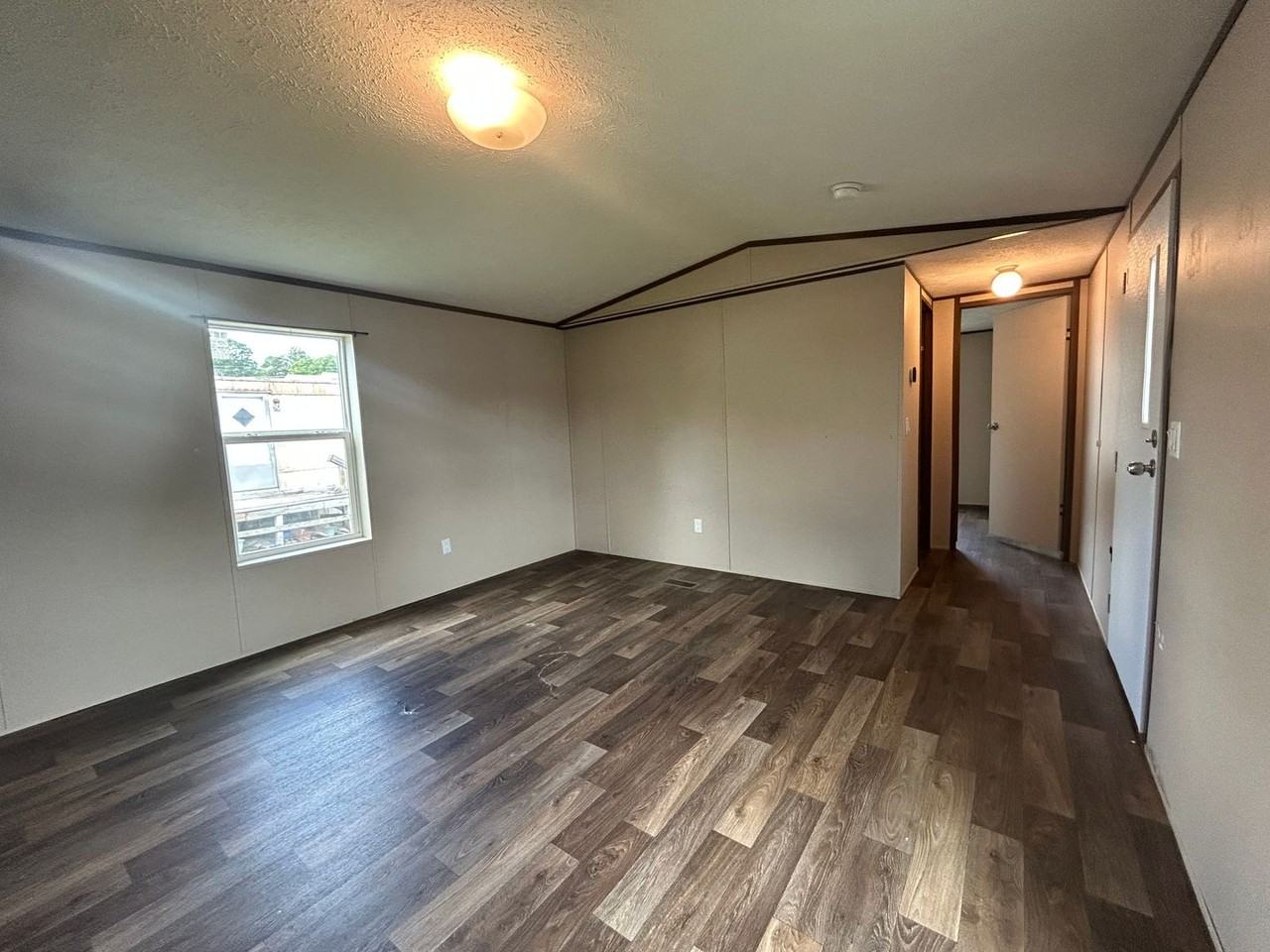 Glentana - Photo 7 of 30