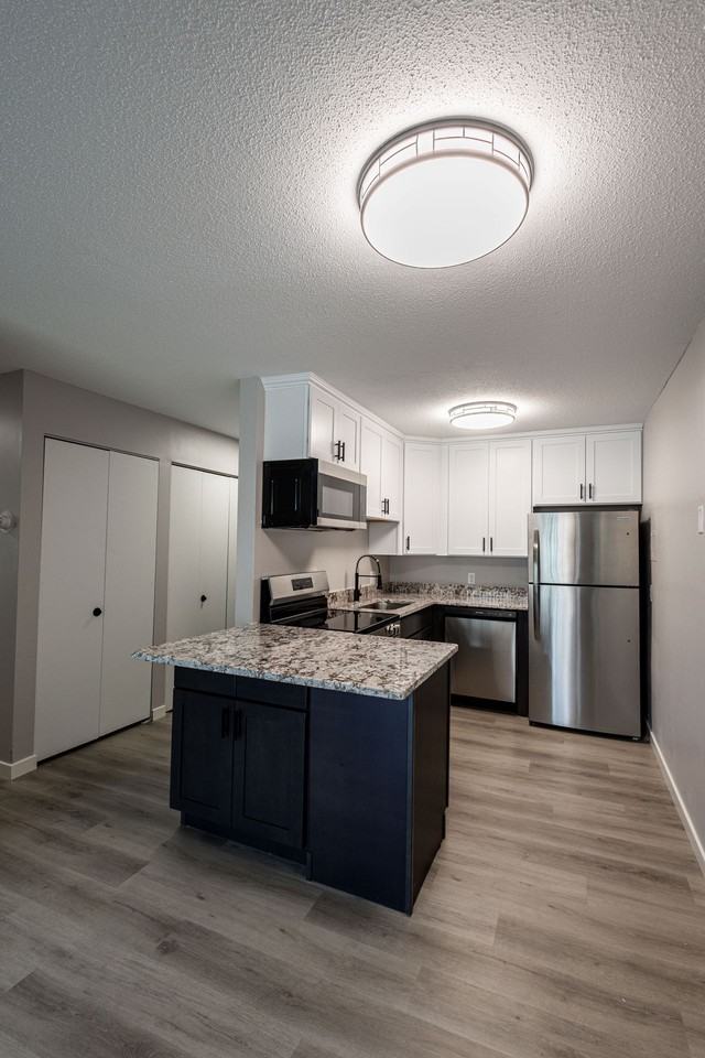 SkyHill Apartments - Photo 7 of 50