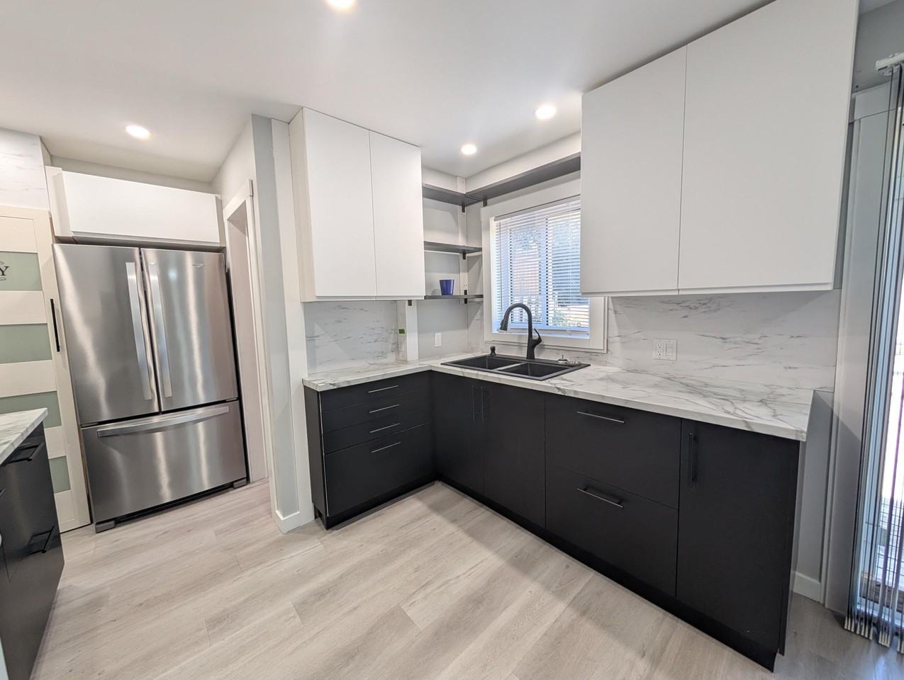 120 Birch Street - Photo 3 of 21