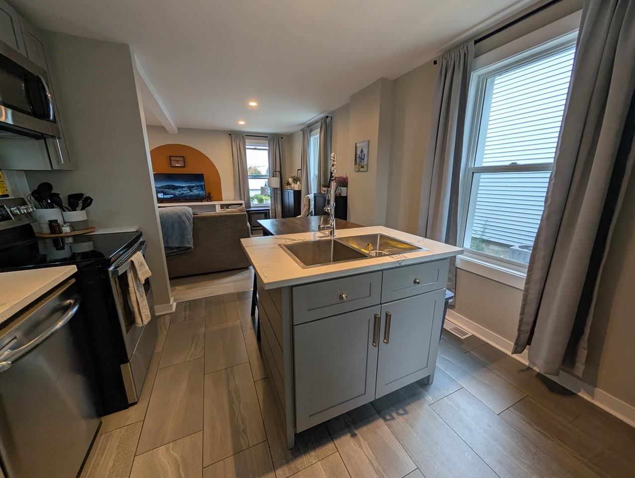 457 Garden Street - Photo 2 of 18