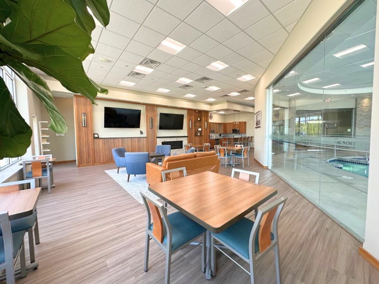 Mequon Reserve - Photo 5 of 31