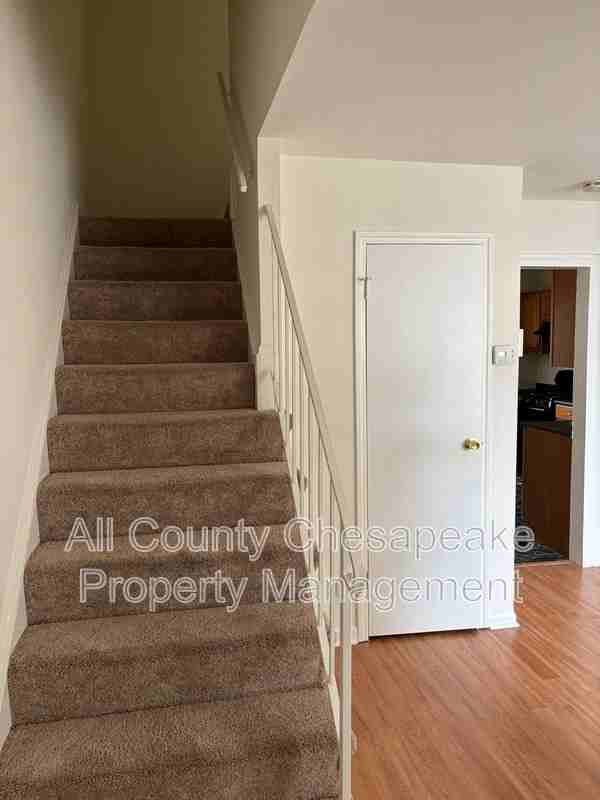 1320 Harford Square Dr - Photo 2 of 14