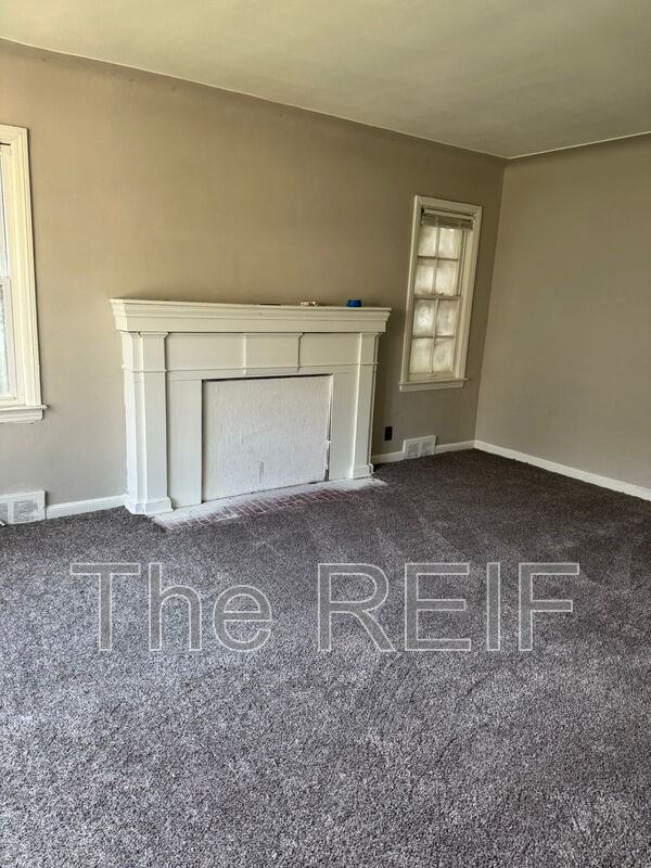13137 Elmdale St - Photo 2 of 16