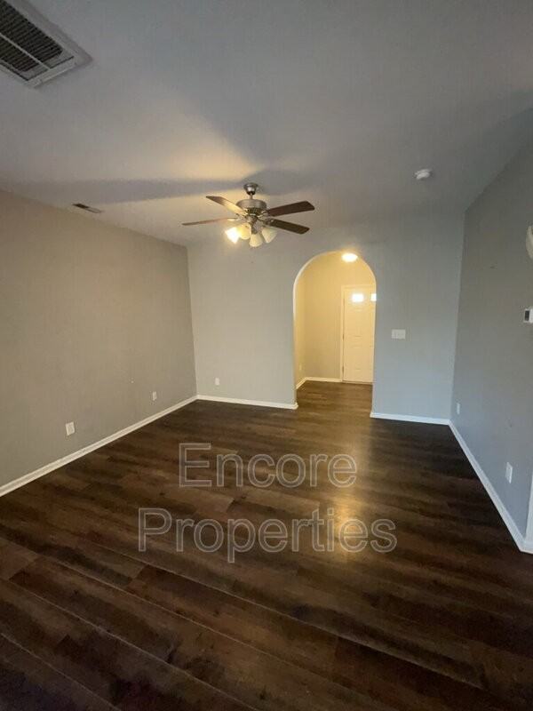 821 Woodside Park Ln - Photo 6 of 16