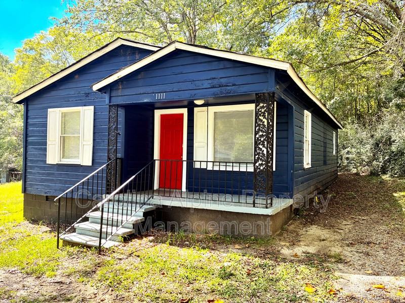 1111 Spann St - Photo 2 of 16