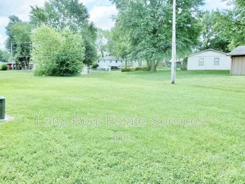 611 Nw Little Ave - Photo 3 of 11