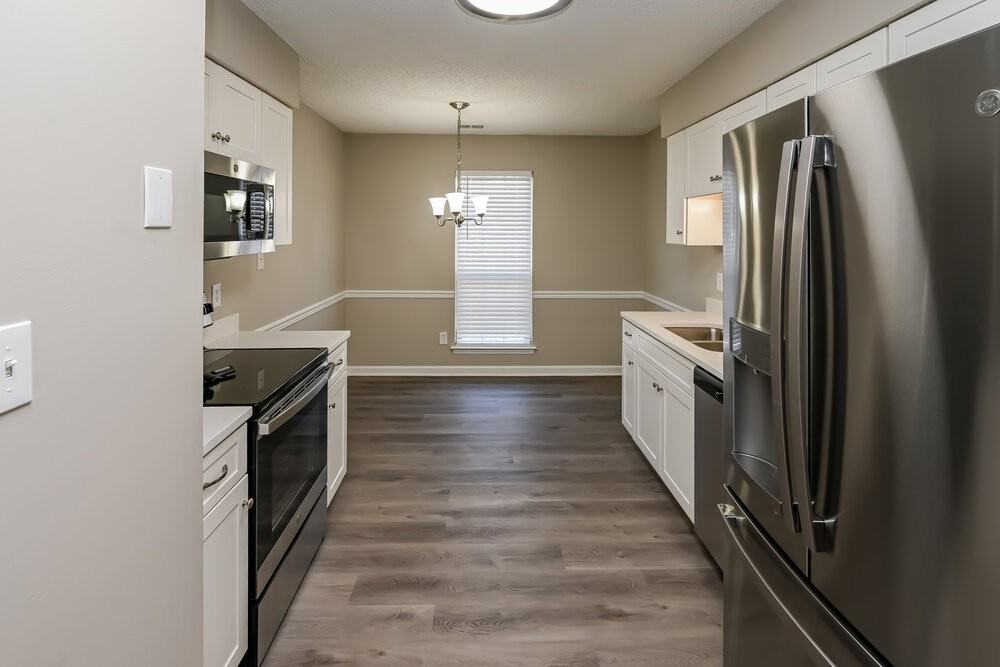 6124 Sunbridge Ct - Photo 7 of 16