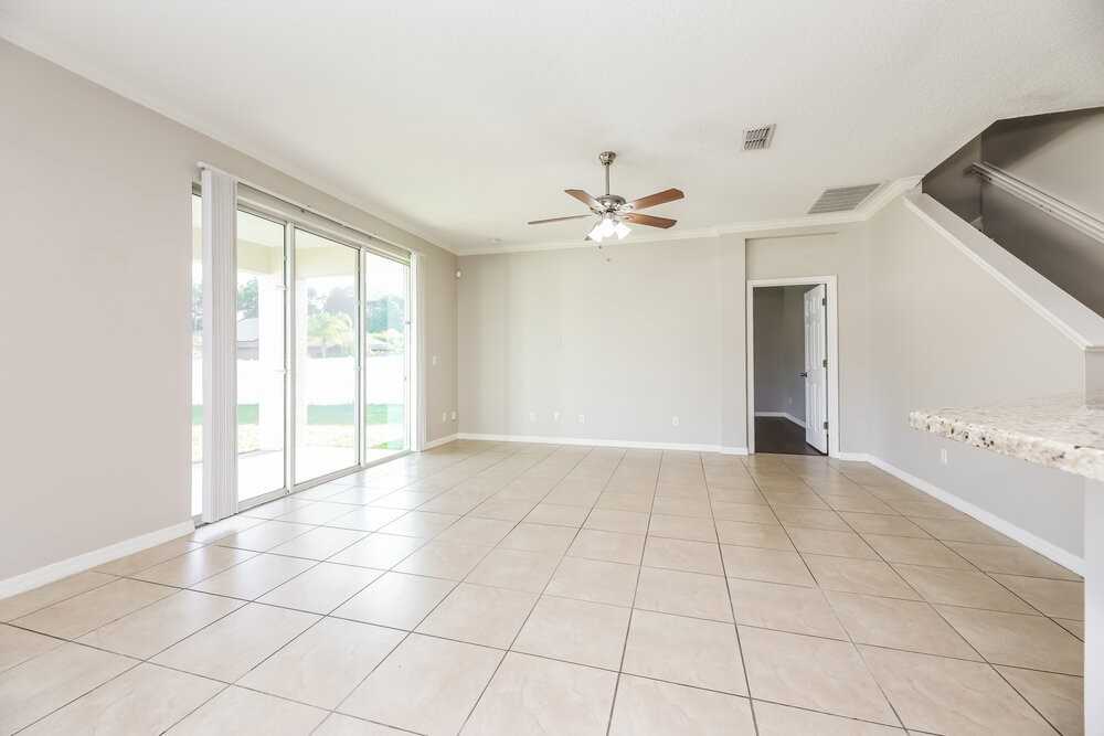 829 Celebration Ln - Photo 4 of 17