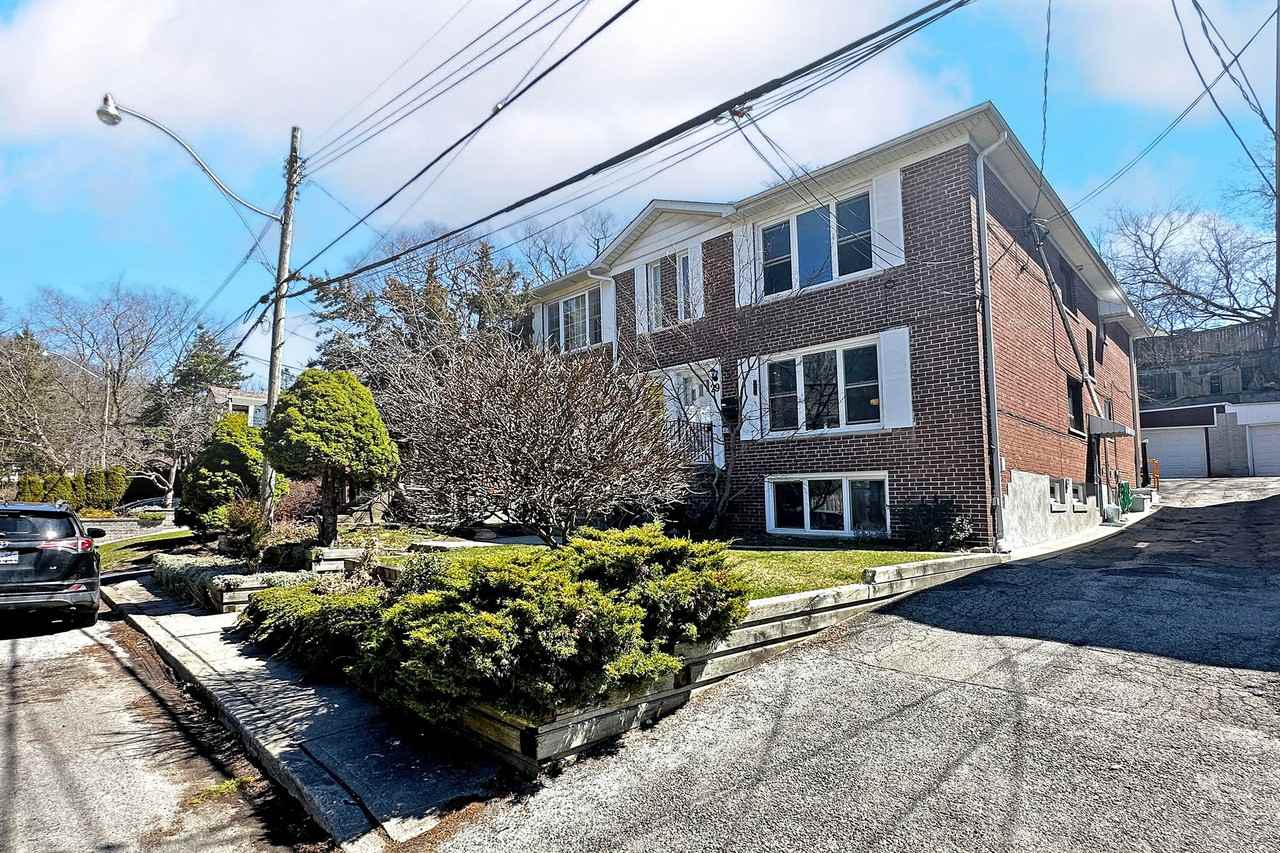 29 Love Crescent #Main - Photo 2 of 24