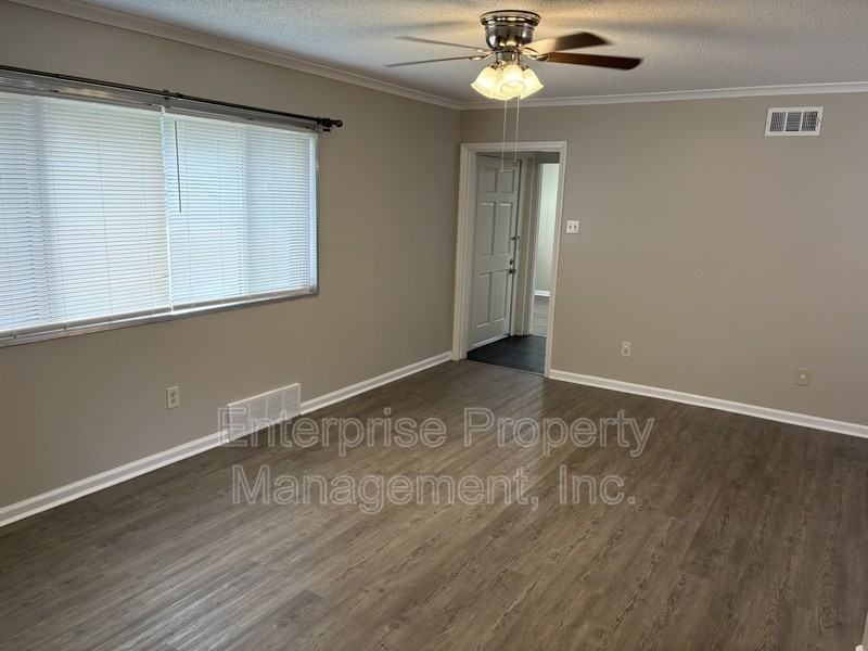 141 N White Station Rd - Photo 3 of 25