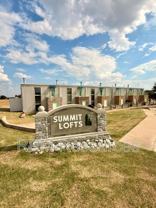 300 Summit Ridge Dr - Photo 1 of 1