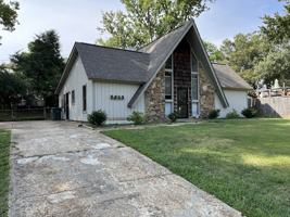 featured image of 5415 Stardust Dr