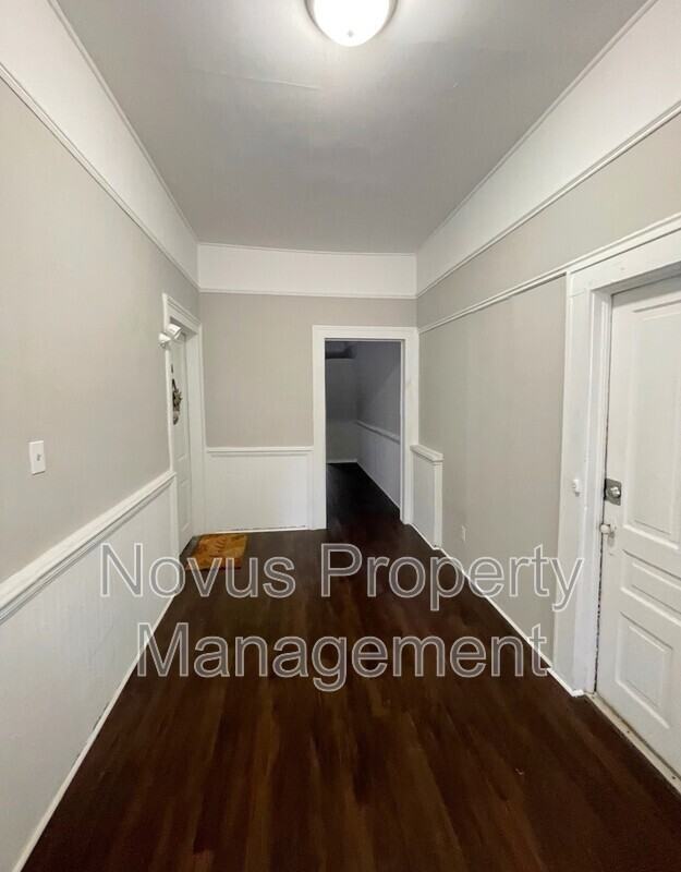 302 Cedar St #C - Photo 5 of 16