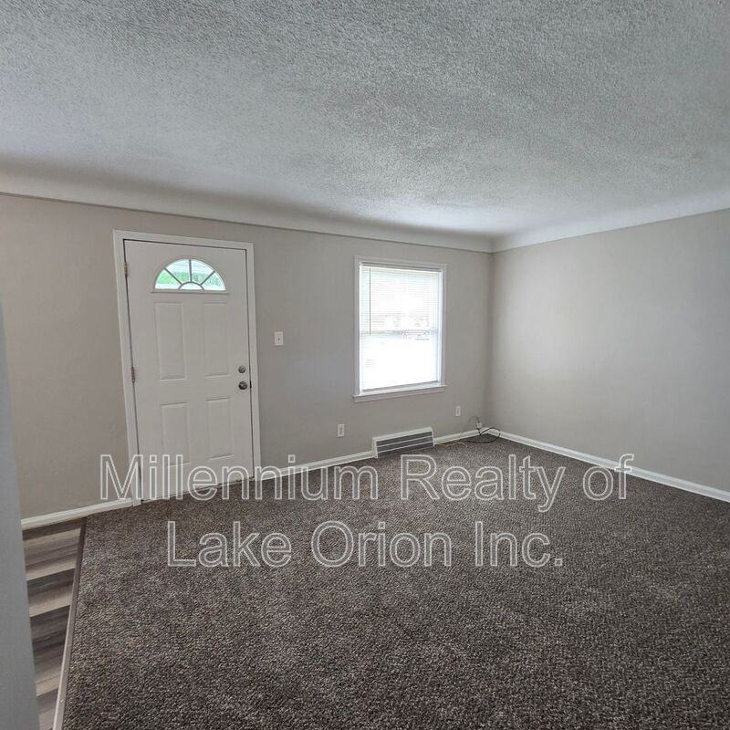 18715 Roscommon St - Photo 2 of 22